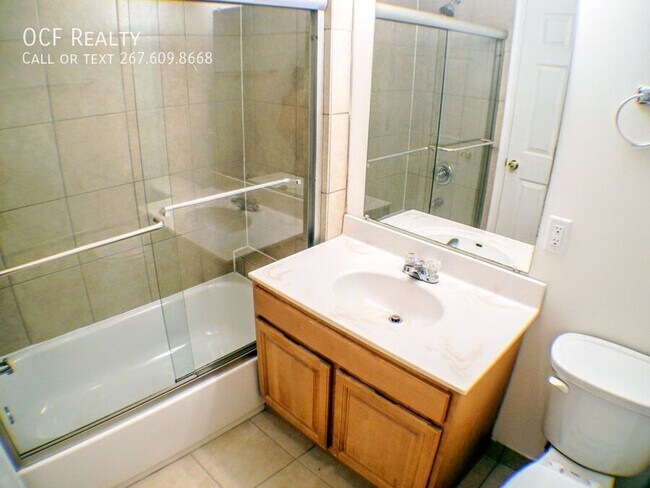 Building Photo - 1006 S Cleveland St