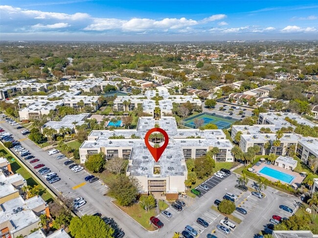 Building Photo - 8045 SW 107th Ave