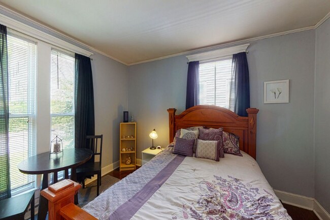 Building Photo - 23 Mechanic St