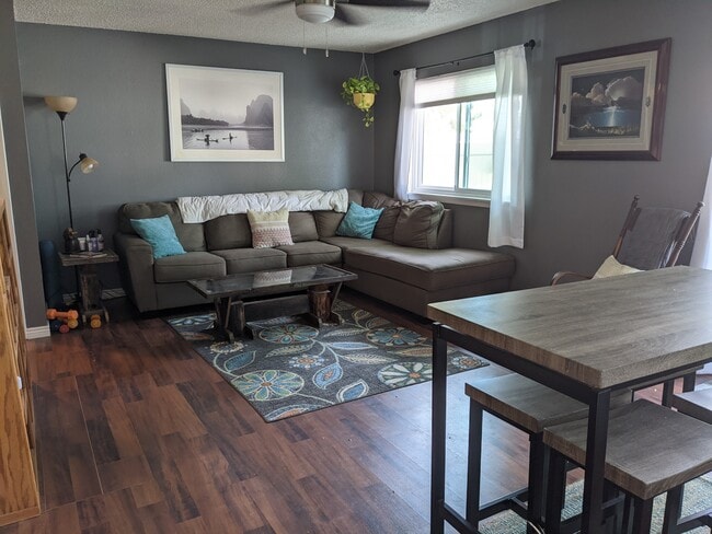 Building Photo - 1711 Cato Cir