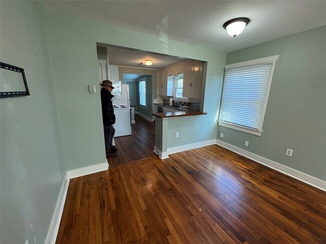 Building Photo - 510 Hicks St