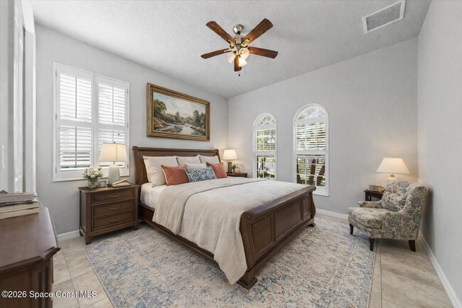 Building Photo - 7823 Loren Cove Dr