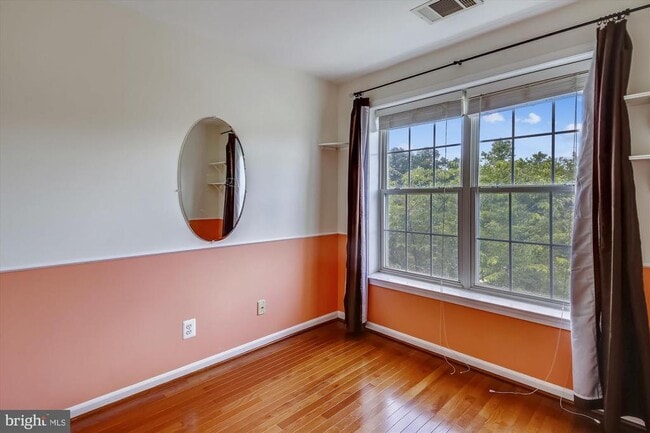 Building Photo - 5413 Summer Leaf Ln