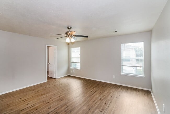 Building Photo - 2730 Skyview Grove Ct