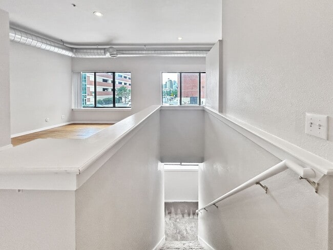 Building Photo - $0 DEPOSIT OPTION. 2 BED 2.5 BATH CONDO AT STUDIO 70 IN DENVER'S GOLDEN TRIANGLE. PARKING INCLUDED!