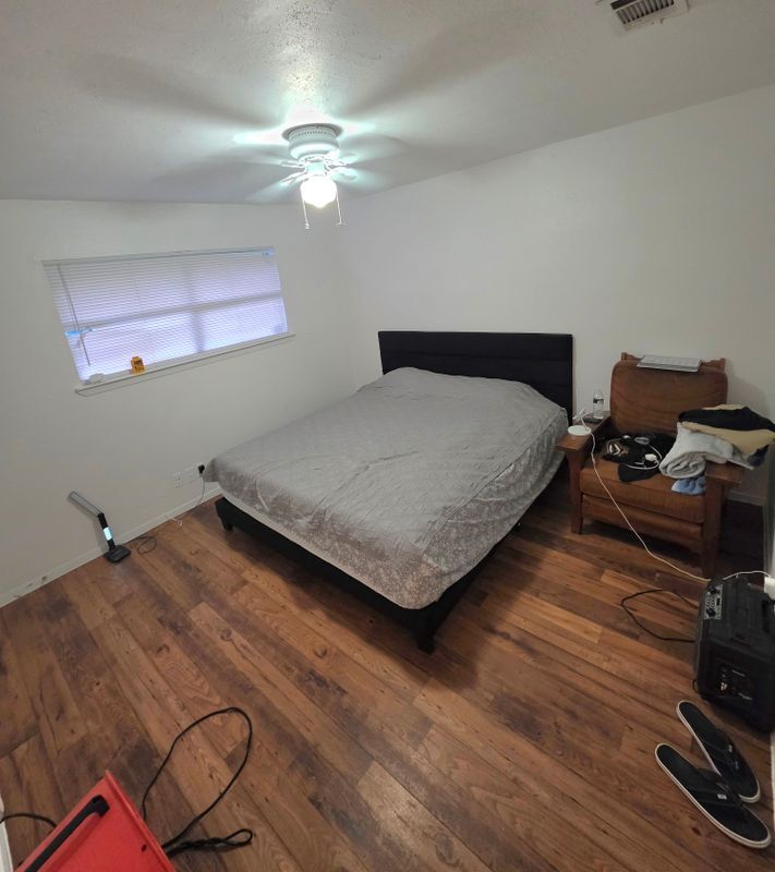 Building Photo - 15208 Spring Hill Ln