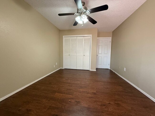 Building Photo - 777 Custer Rd