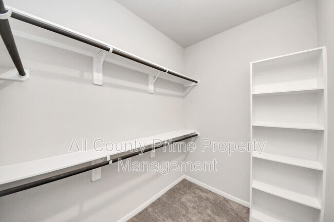 Building Photo - 13318 Villa Sola Dr