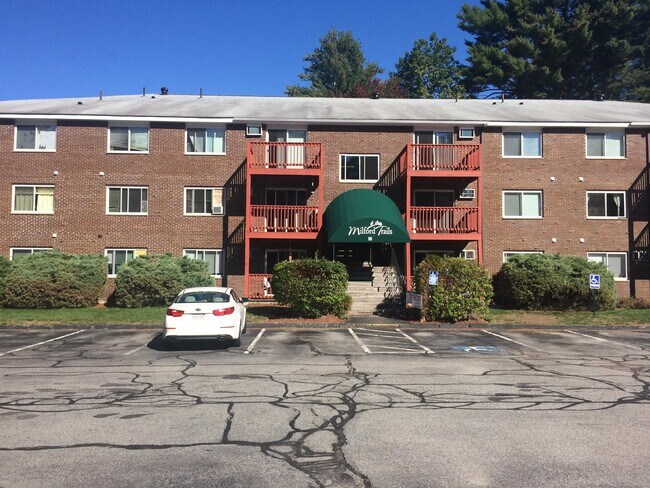 Building Photo - 95 Powers St