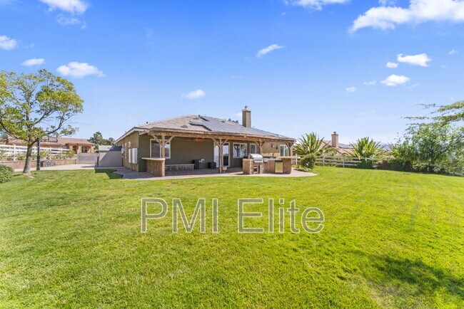 Building Photo - 34677 Desert Rd