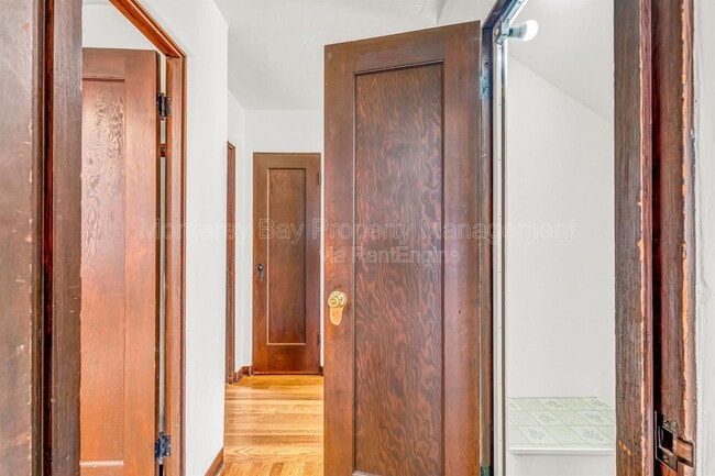 Building Photo - 940 14th St