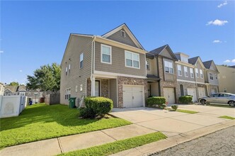 Building Photo - 4933 Longview Walk