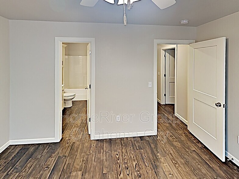 Building Photo - 5008 Avion Ct