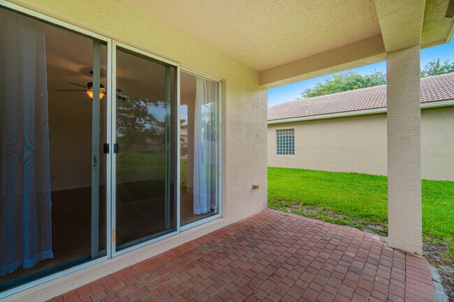 Building Photo - 10324 Willow Oaks Trail