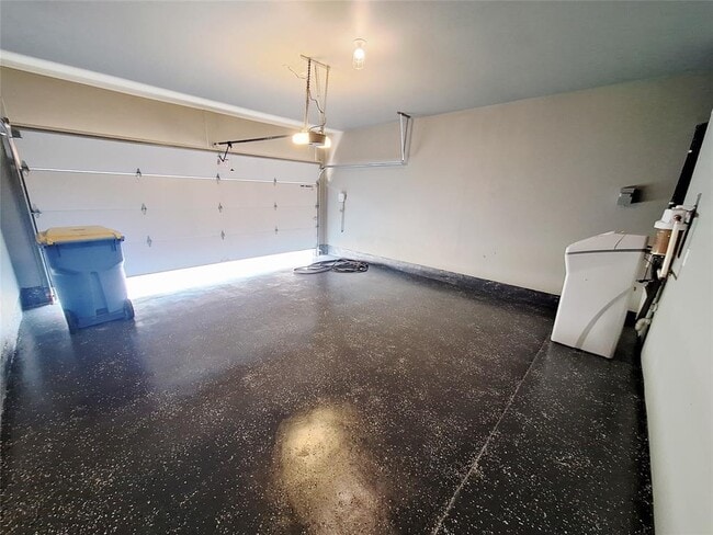 Building Photo - 17015 Gibbons Path