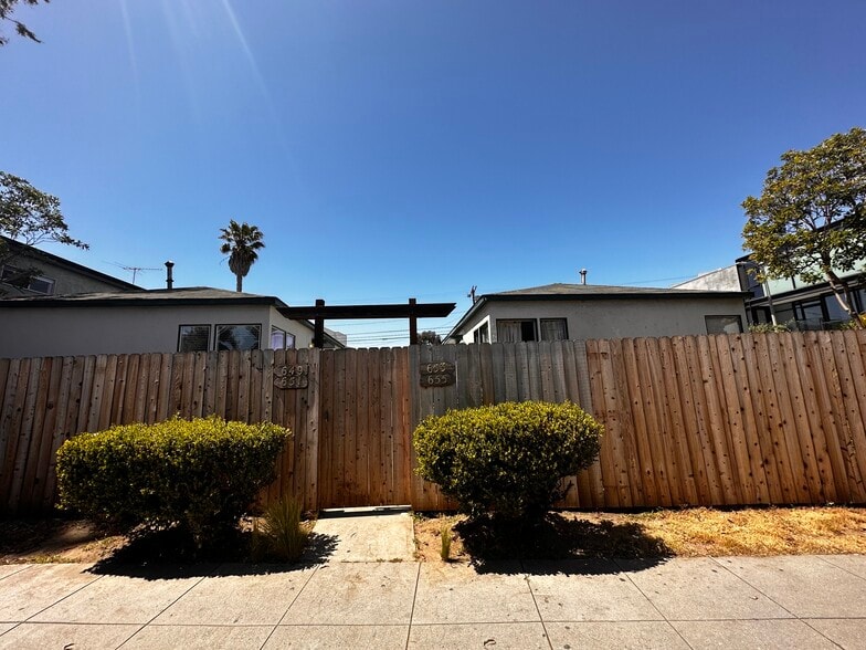 Primary Photo - 655 Rose Ave