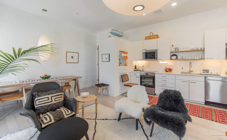 Building Photo - 1 Joy Pl