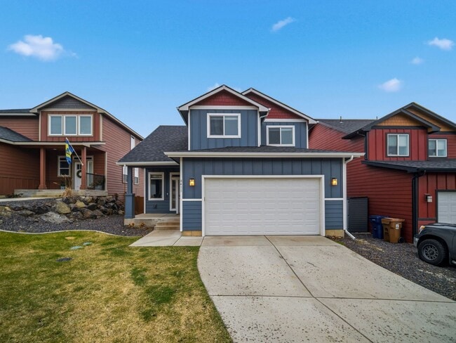 Building Photo - Charming North Spokane Home in a Quiet Neighborhood ? Limited-Time Move-In Special: Half Off Your...