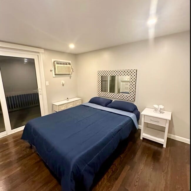 Building Photo - 29 Fresh Pond Cir