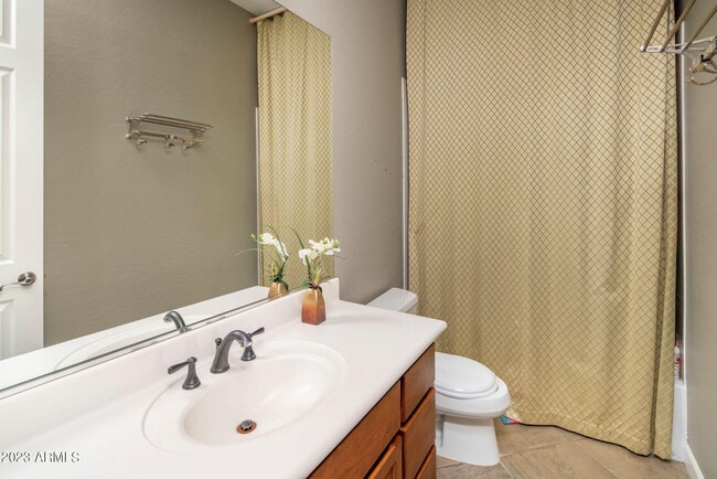 Building Photo - 7895 E Softwind Dr