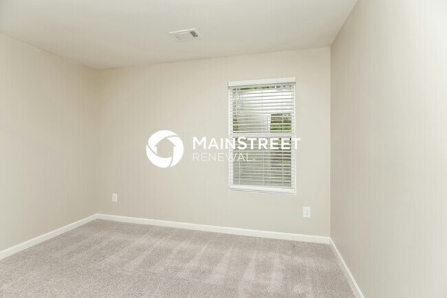 Building Photo - 3 Bedroom Pet-Friendly Home in Lithia Spri...