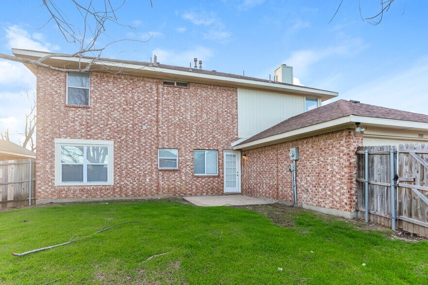 Building Photo - 1530 Aberdeen Dr