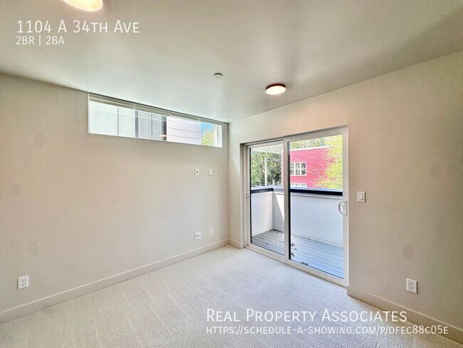 Building Photo - 1104 A 34th Ave