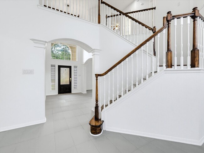 Building Photo - 1114 Jasons Bend Dr