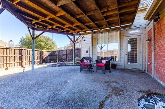 Building Photo - 10400 Burgundy Dr