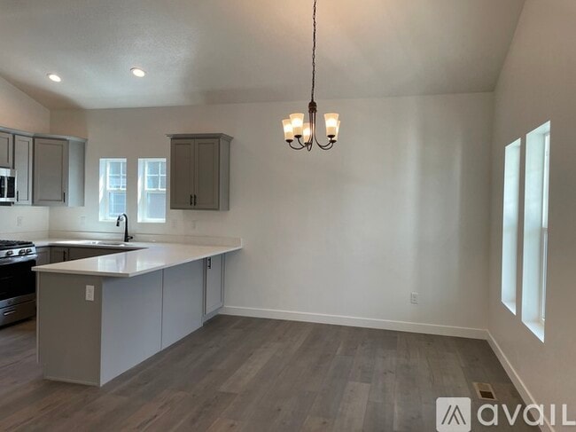 Building Photo - 6442 S Jordan Pkwy