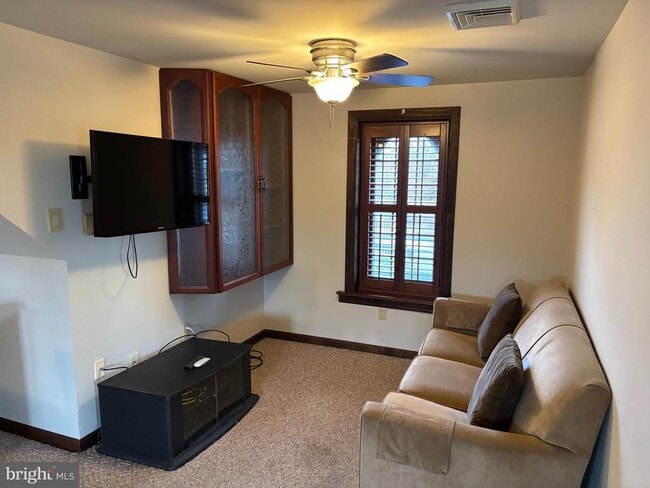 Building Photo - 1934 Bleim Rd