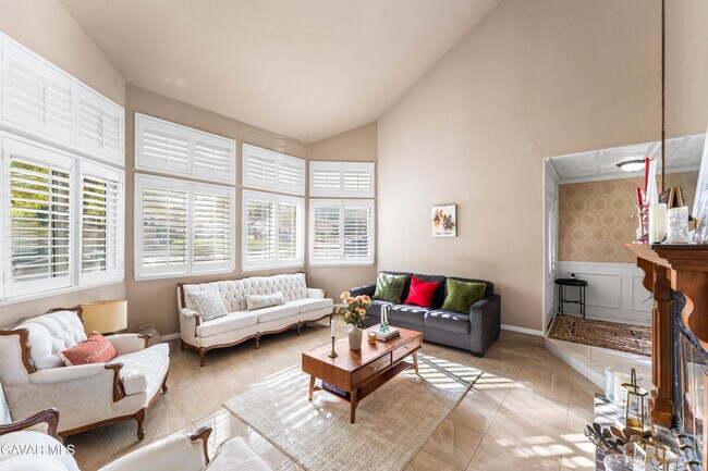 Building Photo - 5641 Hickory St