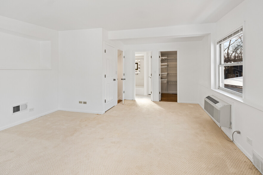 Building Photo - 41 Hackberry Ln