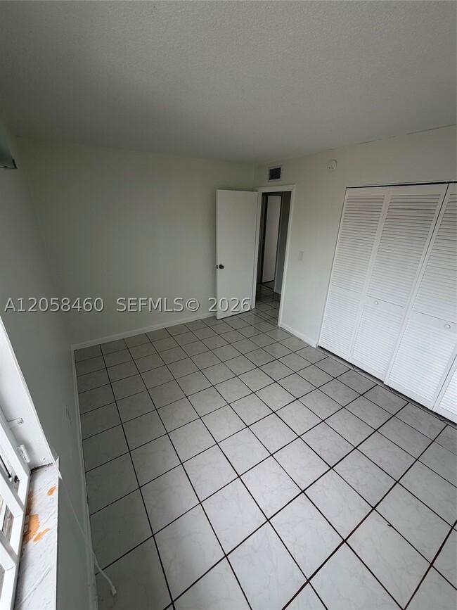Building Photo - 9300 W Flagler St