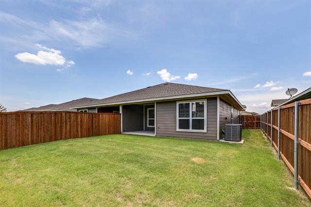 Building Photo - 652 Blackland dr