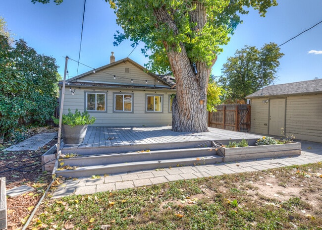 Building Photo - 4319 S Logan St