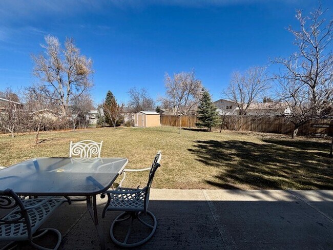 Building Photo - 11277 E Custer Pl
