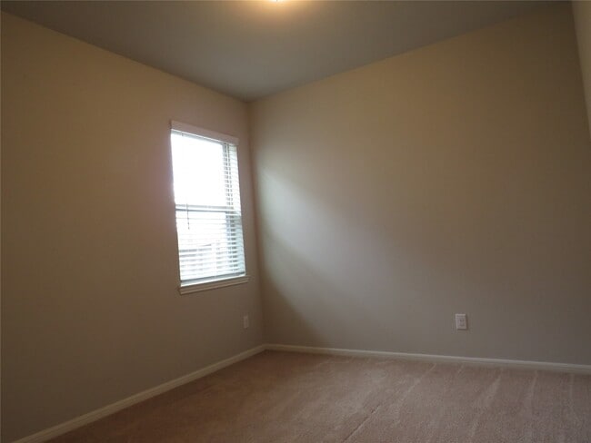 Building Photo - 5309 Abbeville Ct