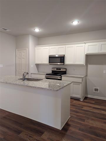 Building Photo - 2700 Ginger Ct