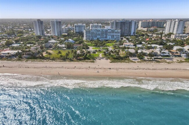 Building Photo - 2840 N Ocean Blvd