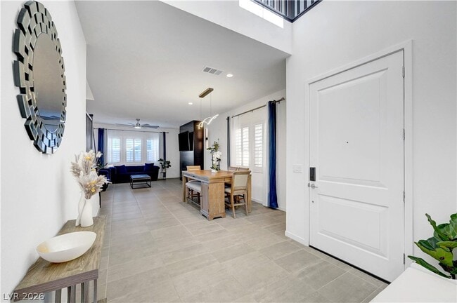 Building Photo - 10362 Vista Argento Ave