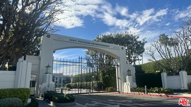 Building Photo - 4214 Lafayette Pl