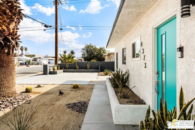 Building Photo - 4373 E Camino Parocela