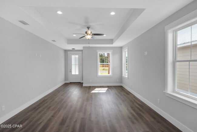 Building Photo - 8405 Warner Pl