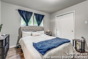 Building Photo - 5027 Blue Bonnet St