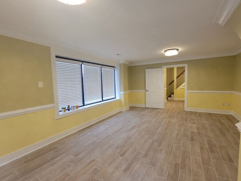 Building Photo - 9702 Enterprise Ct