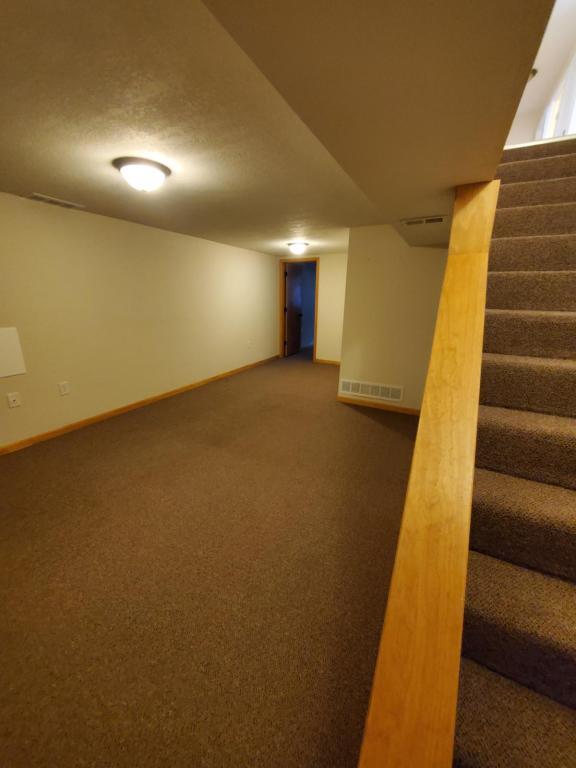 Building Photo - 10 Stevens Rd