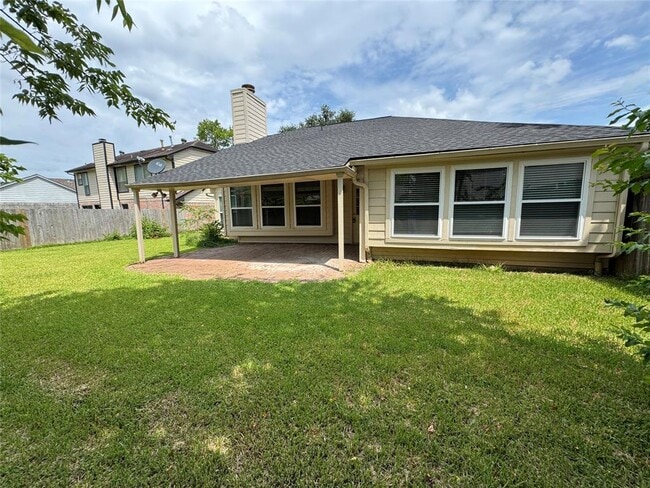 Building Photo - 4422 Waterfall Way
