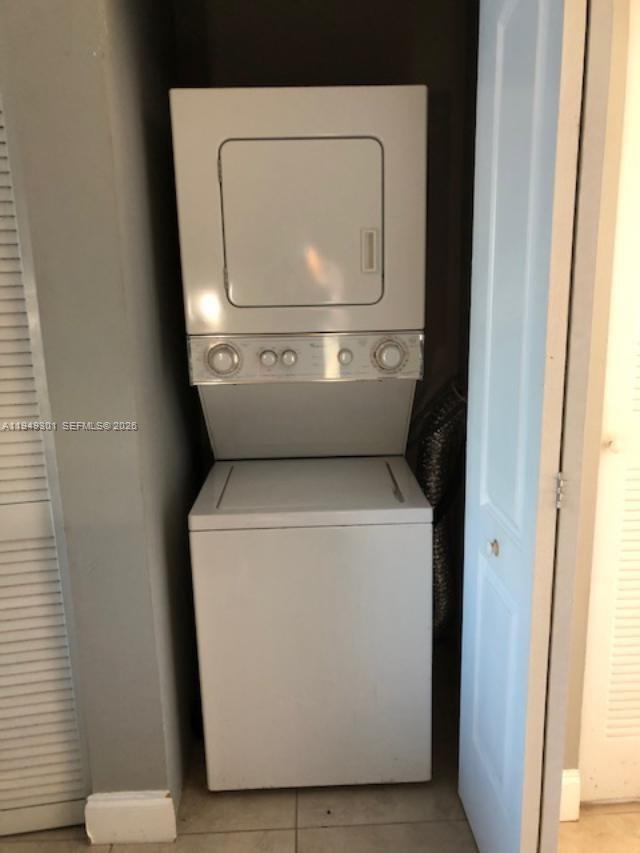 Building Photo - 5200 NW 31st Ave