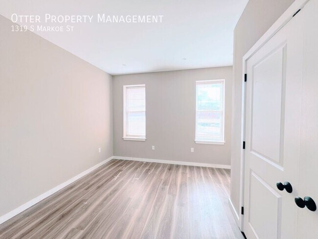 Building Photo - 1319 S Markoe St